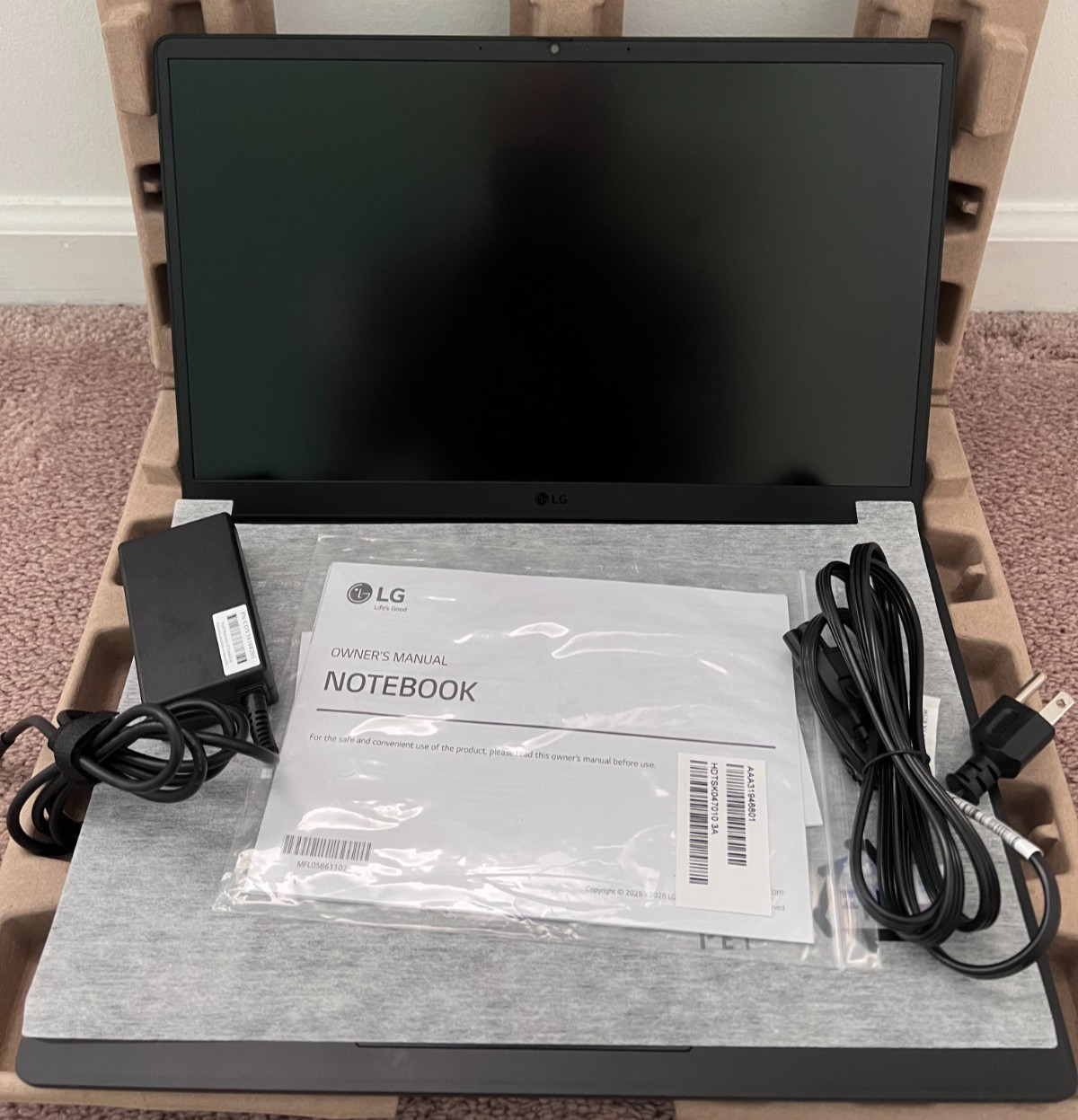 LG Gram Book 15″ Laptop Intel Core Ultra 5 115U 8GB RAM 512GB SSD – Titan Black