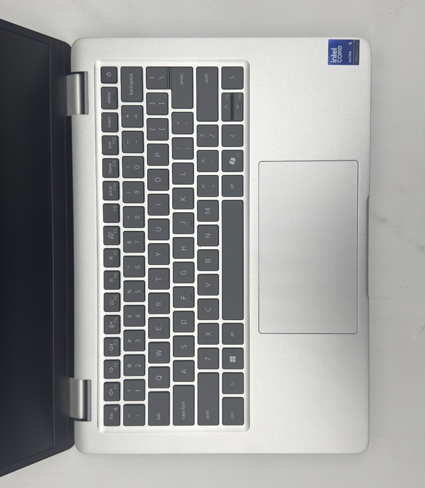 Dell Pro 13 Plus PB13250 13.3″ Intel Core Ultra 2.1Ghz 16GB Ram 256GB SSD 3F2C4