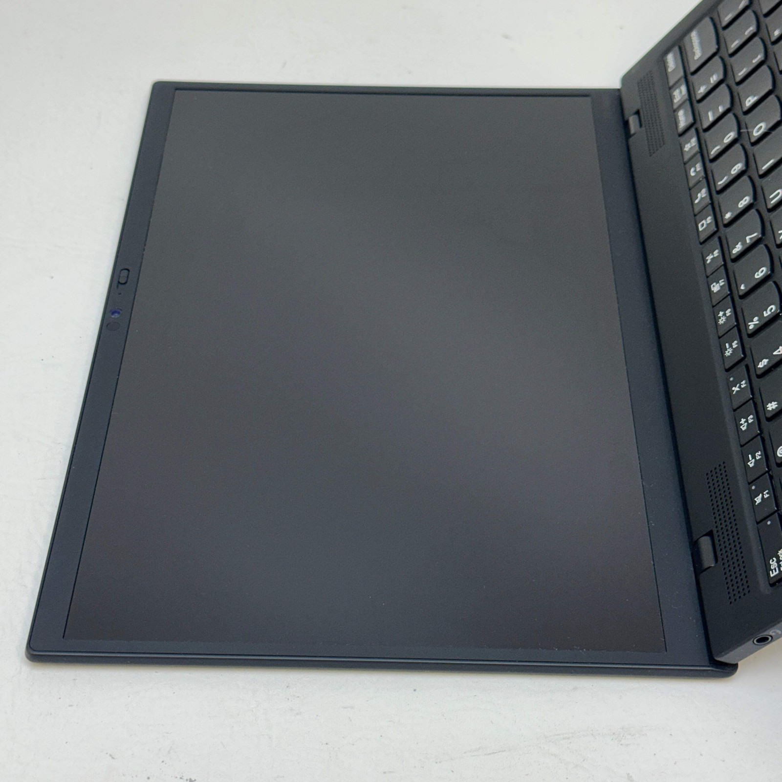 Lenovo ThinkPad X1 Nano Gen 1 13″ i7-1160G7 1.2GHz 16GB RAM 512GB SSD