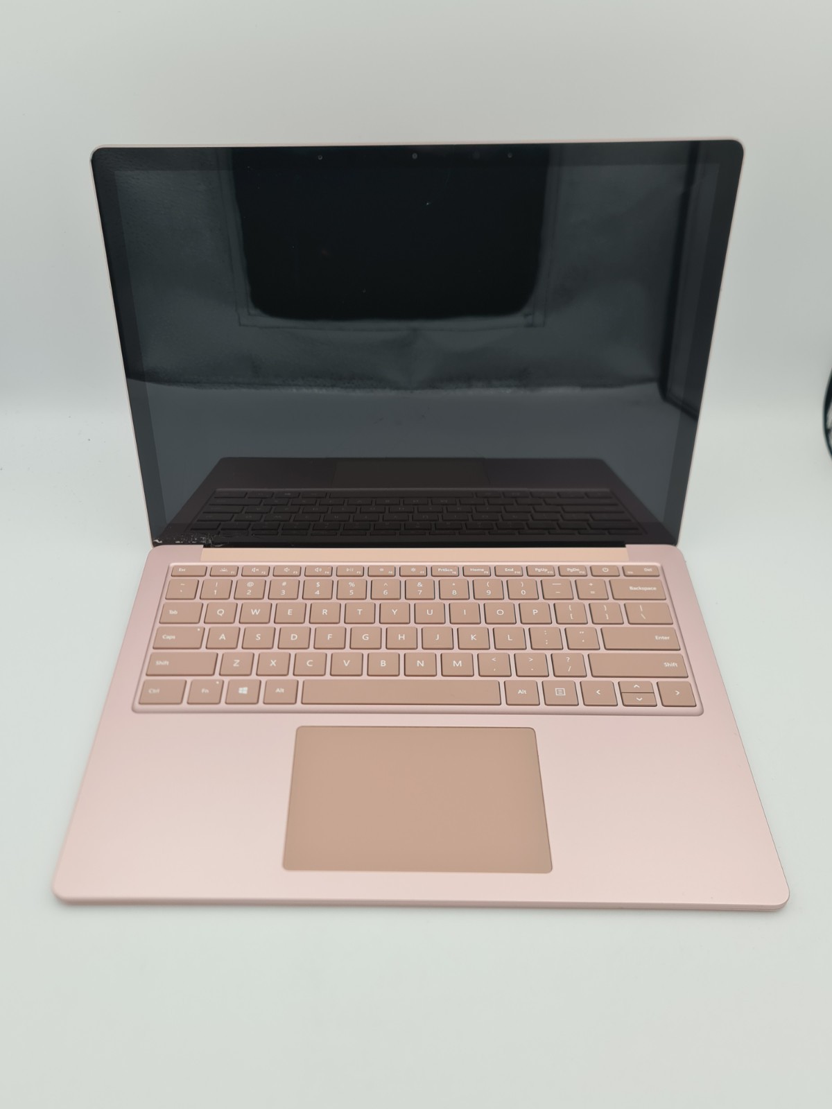 Microsoft Surface Laptop 4 – 13.5” Ryzen 5 | 16GB RAM | 256GB SSD (READ DESC)50C