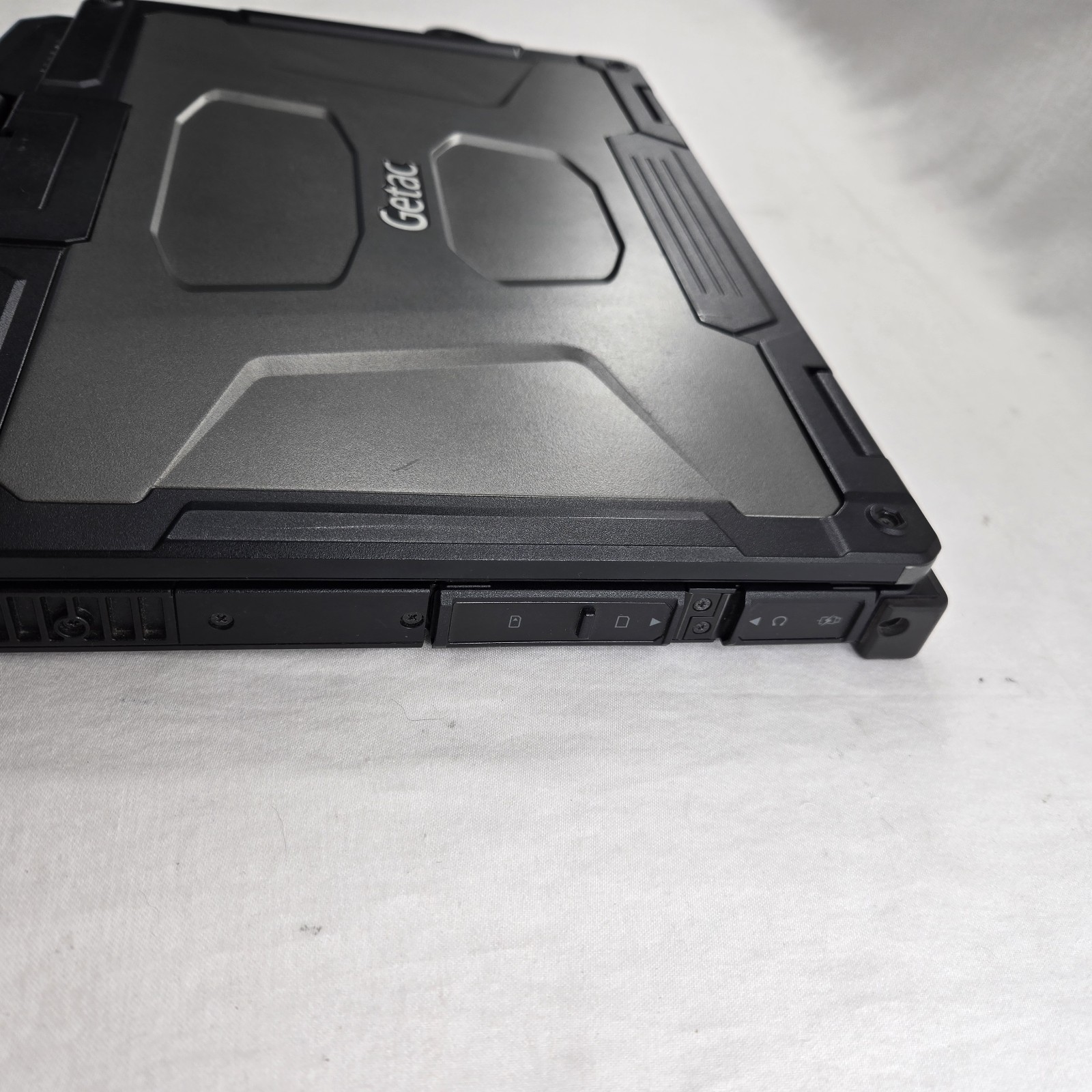 Getac B360 Rugged Laptop i5-10210U 8GB RAM – 4G LTE – NO SSD/CADDY – Grade B