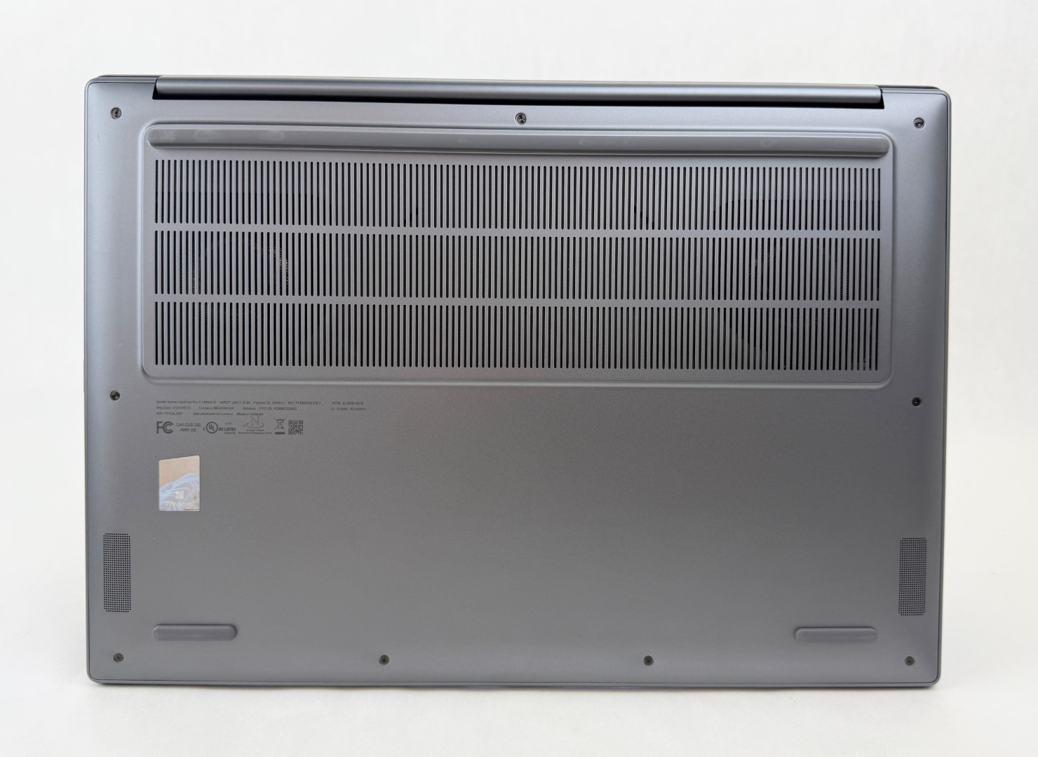 Lenovo IdeaPad Pro 5 16IAH10 16″ 2.8K Touch Ultra 9 285H 32GB 1TB RTX 5050 W11H