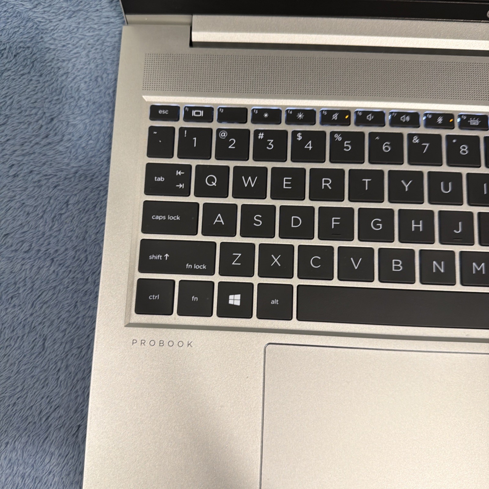 HP ProBook 650 G8 15.6″ i5 16GB 512GB SSD Win10 Silver W/Webcam