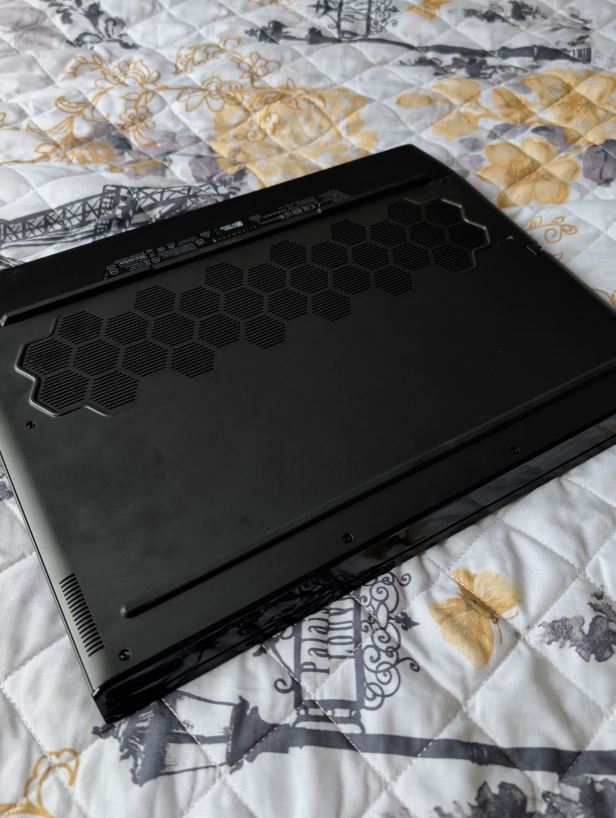 Alienware M15 R3 Gaming Laptop –RTX 2070 SU/512 SSD/16 Ram/I7 10 Gen/ 15.6 FHD.