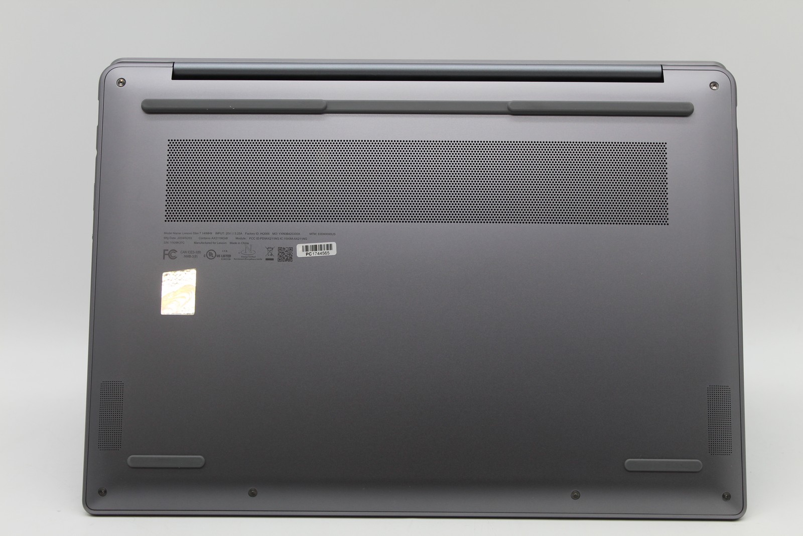 Lenovo Slim 7 14″ Touch Intel Core Ultra 7 155H 16GB 512GB 83D80000US PC1744565