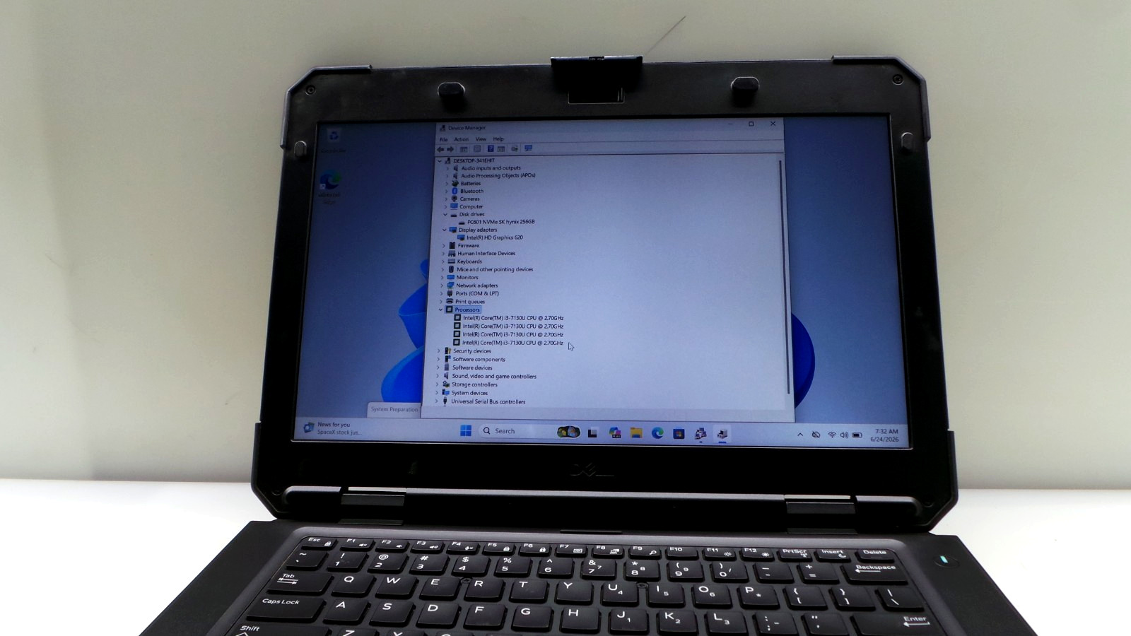 Dell Latitude 5420 Rugged 14″ | i3-7130U 2.70GHz | 8GB RAM 256GB SSD ***READ***