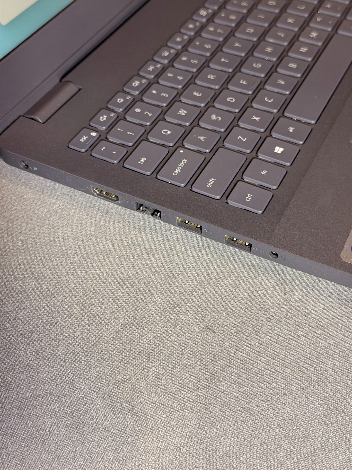 Dell Inspiron 3501 15.6″ FHD Touch i7-1165G7 16GB RAM 512GB SSD