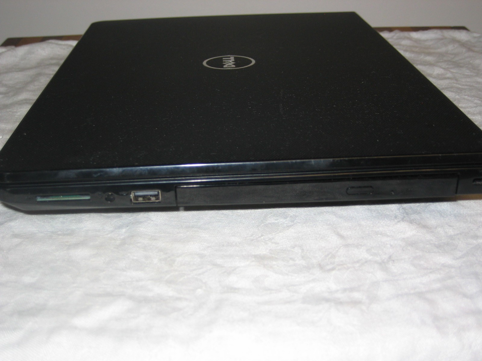 Dell Vostro 14-3468 Win 10 8GB RAM 237GB SSD i3-7020u 2.3ghz Laptop-READ MORE D5