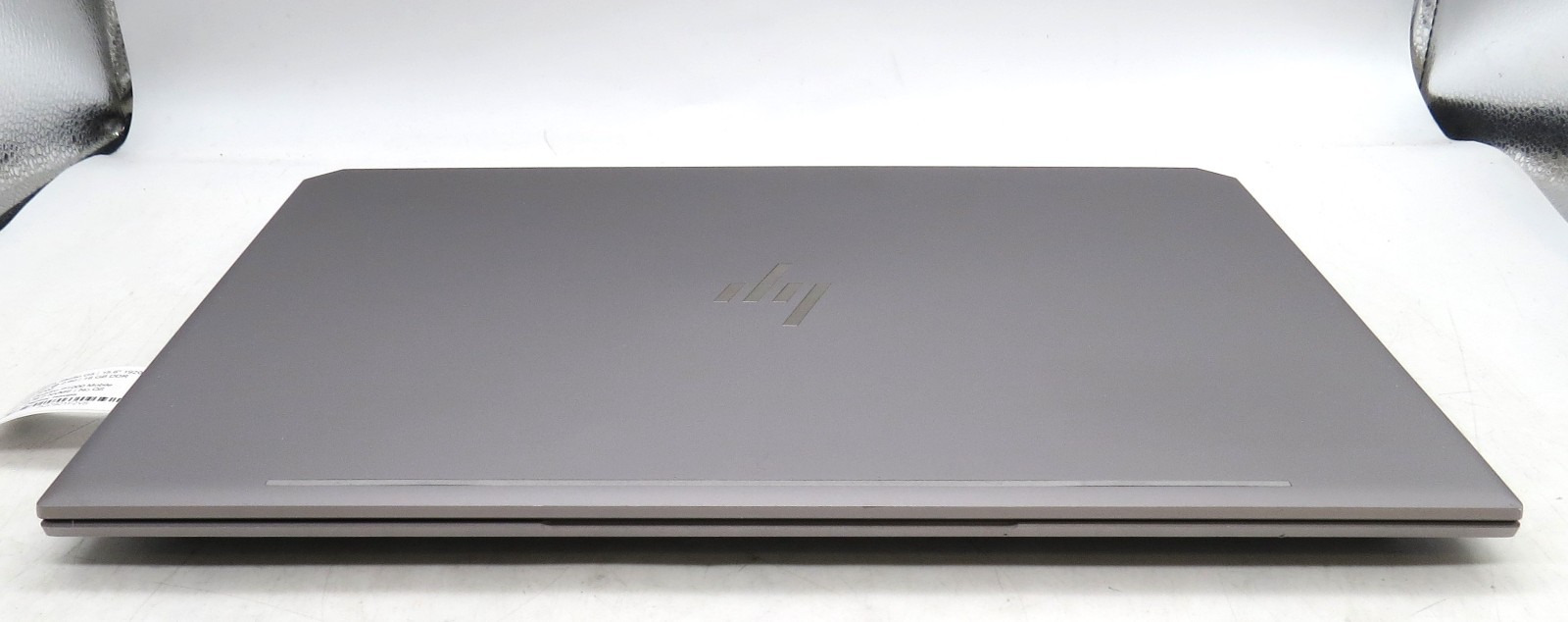 HP ZBook Studio G5 _ i7-8850H @ 2.6 _ 16GB RAM _ 256GB SSD _ No OS *READ