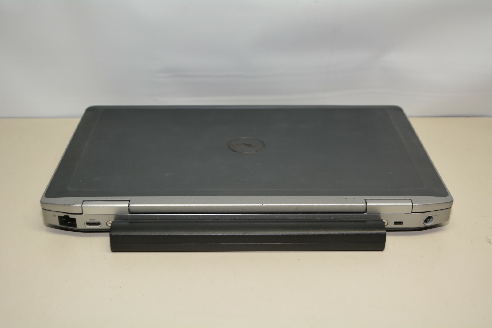 Dell Latitude E6320 i5-2520M 2.50GHz 4GB RAM No HDD #L217