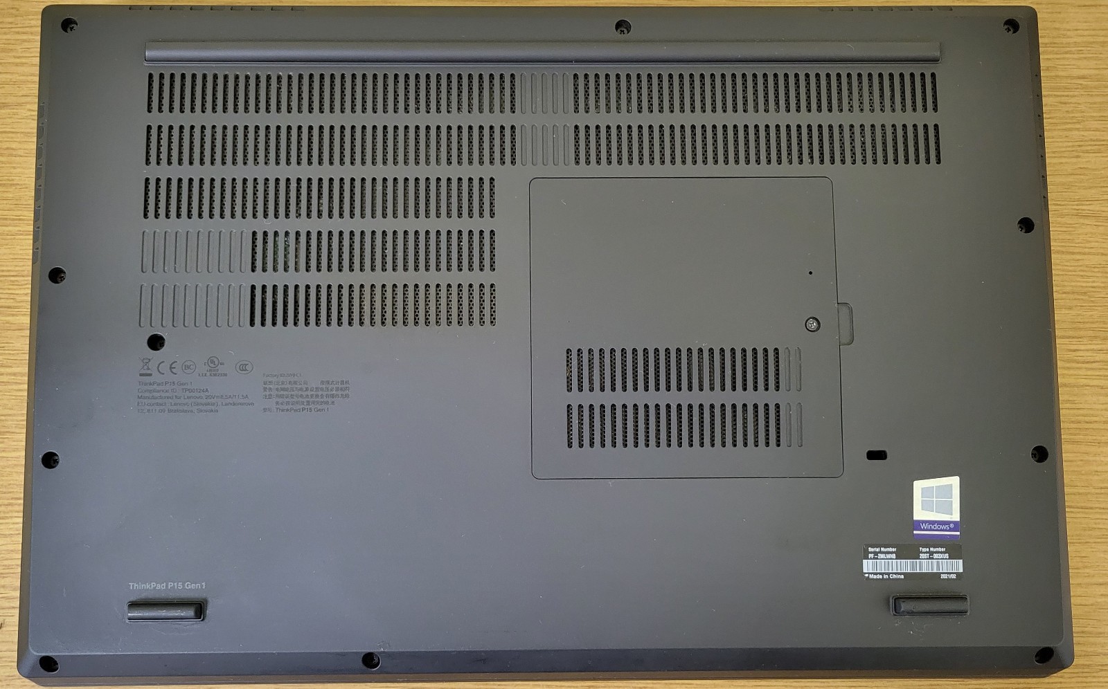 Lenovo ThinkPad P15 Gen1 i7-10750H 2.60GHz 16GB 256GB NVMe Quadro T1000 No OS