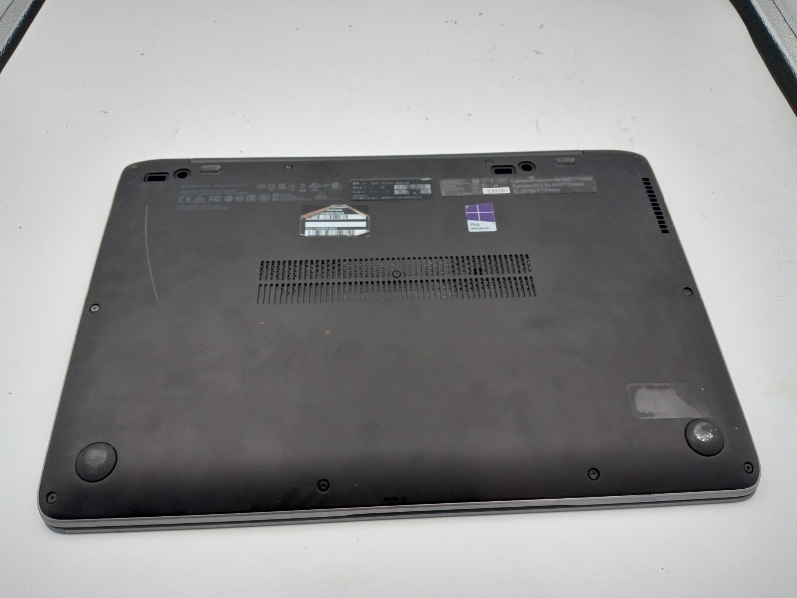 HP EliteBook 1040 G2 14″ Laptop Intel i7-5600U 4GB 128GB W10 – BAD BATTERY -RR