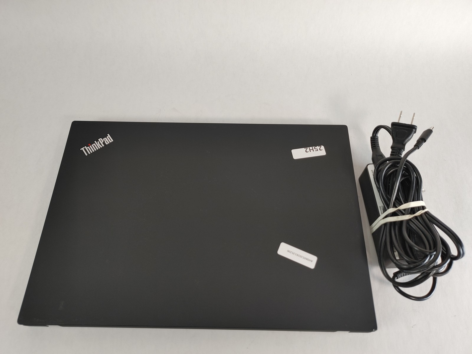Lenovo ThinkPad P14s Gen 2 Core i7-1165G7 2.80 GHz 32 GB DDR4 256 GB NVMe