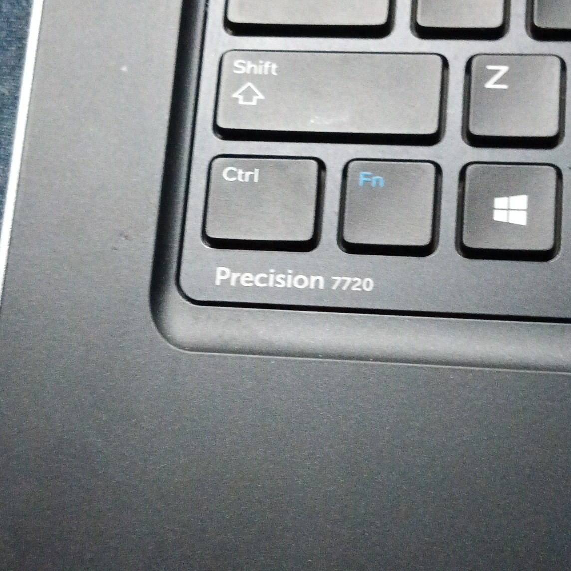 Dell Precision 7720 Precision Series Black Laptop Workstation Notebook