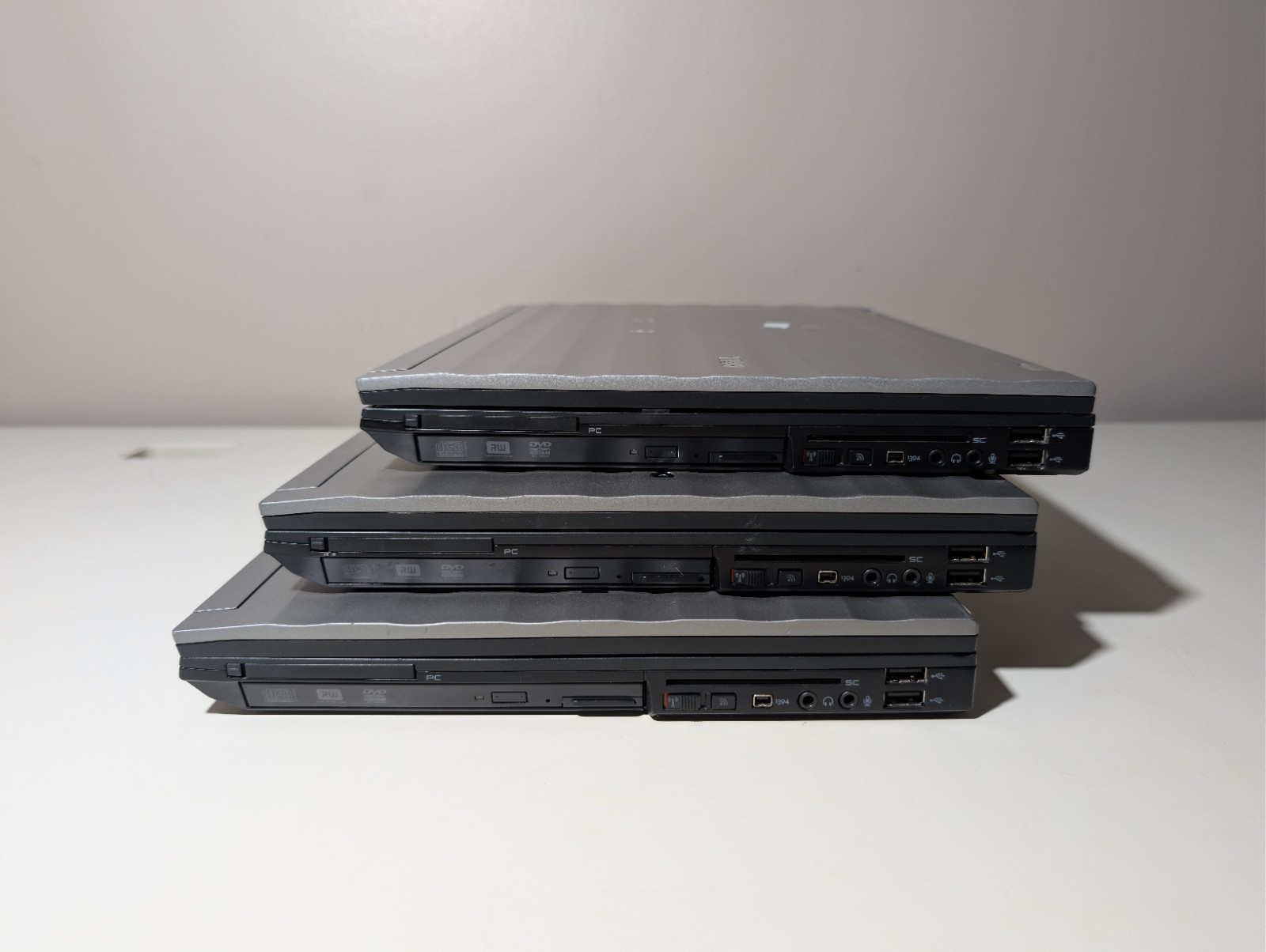 15″ Dell Precision M4400 | C2D 4GB RAM 500GB HDD | DVD-RW NVIDIA Win XP 32-Bit