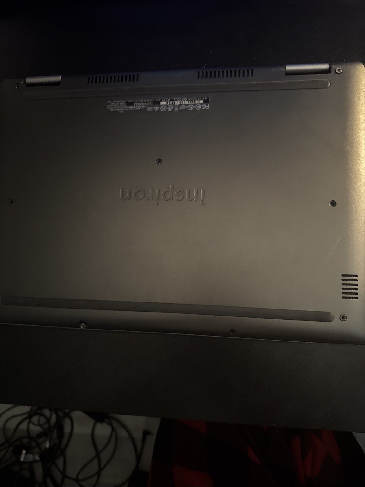 Dell Inspiron 13 7000 Series Intel Core i5-7200U 2.50 GHz 8GB Memory 256 GB SSD