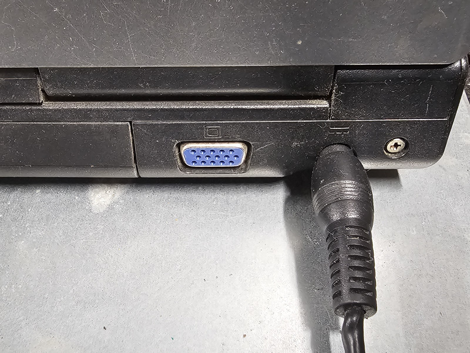 Gateway W350A AMD Laptop Notebook Windows Enterprise