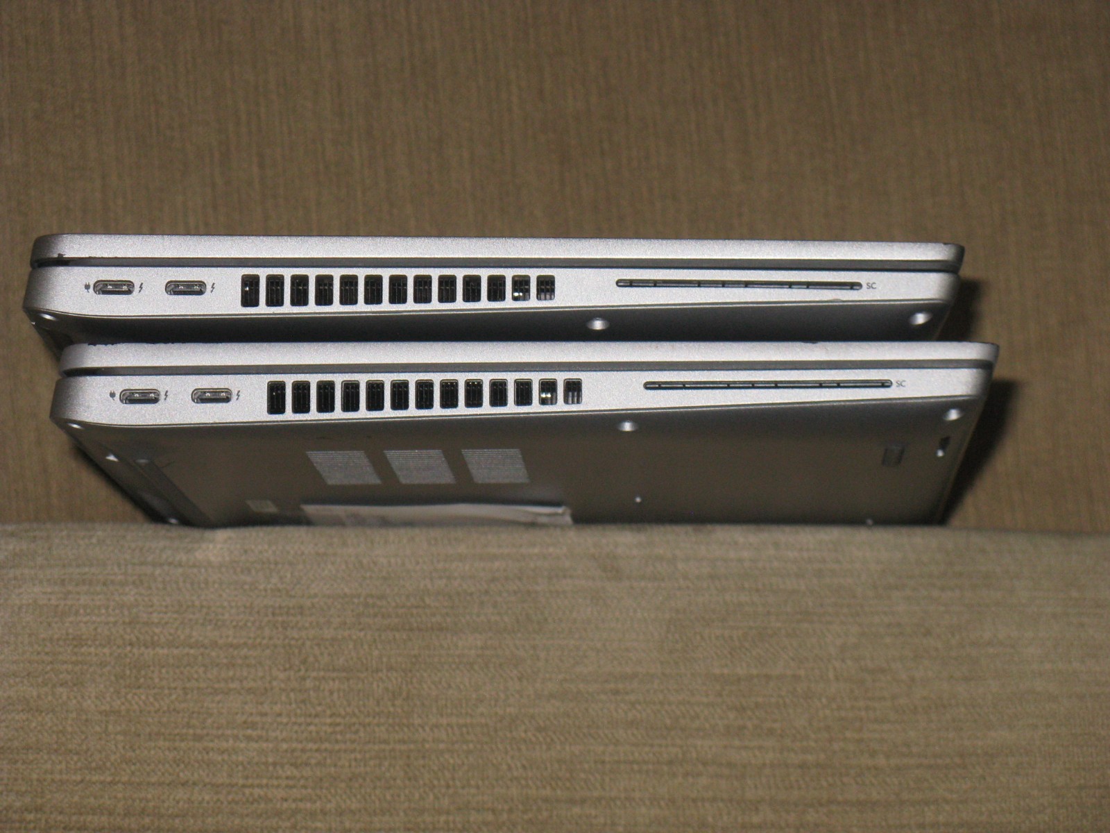 2x Lot Dell Latitude 5420 i5-1145G7 256GB 12GB FHD non-touch TB4 SC IR Cam vPro