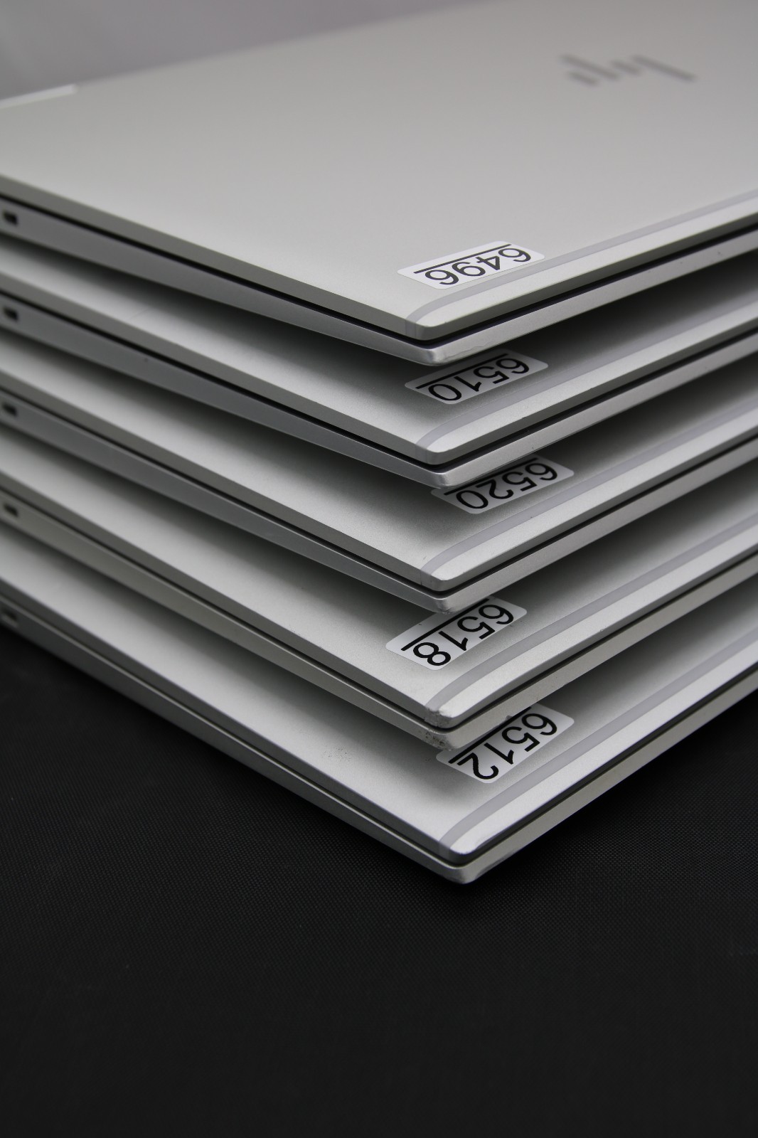 HP EliteBook x360 1040 G8 – i5-1145G7 – 16GB, 256GB, Windows 11 – Lot of 5 +ADP