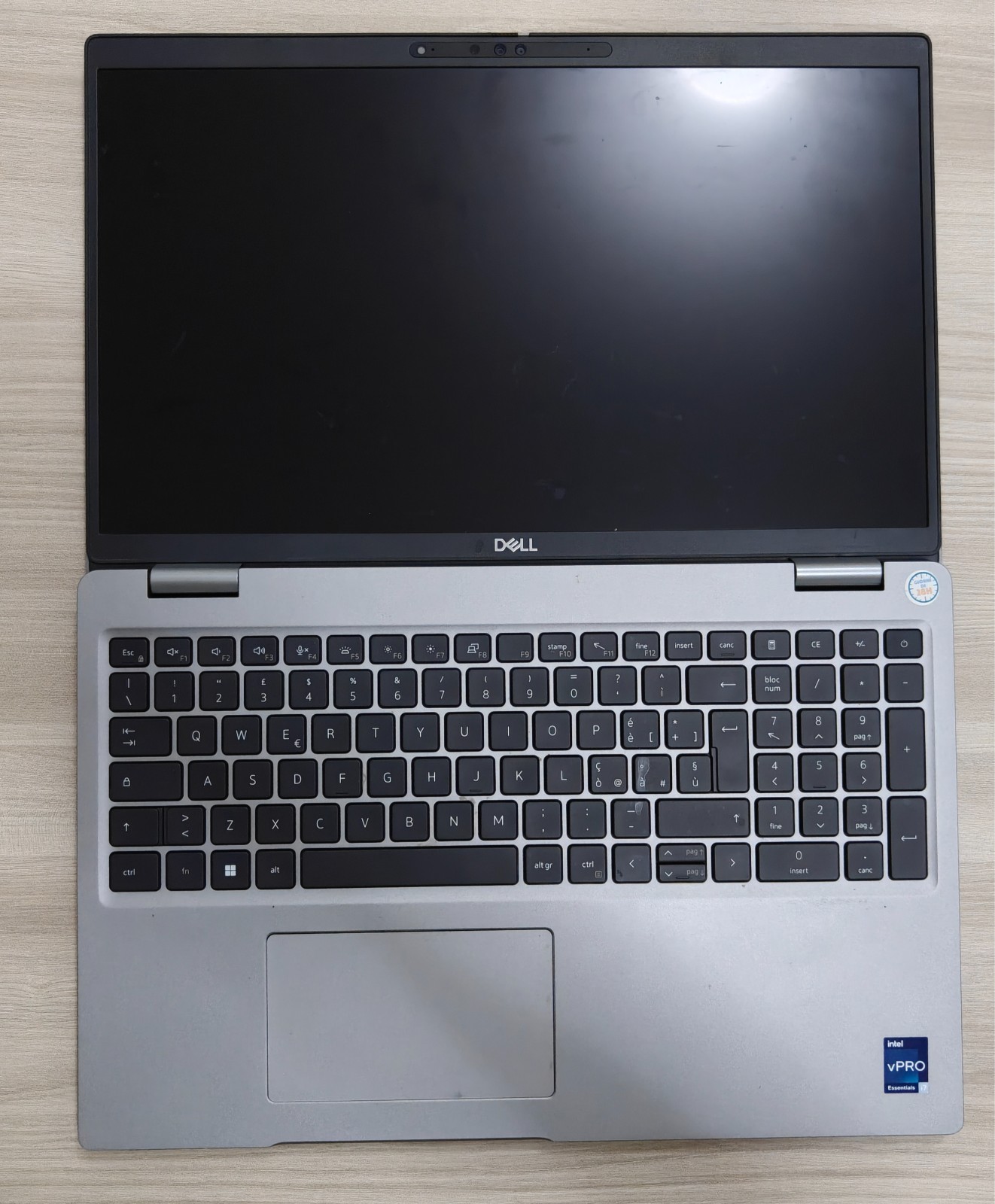 Dell Precision 3570 i7-1255U 16GB RAM 512GB SSD 4GB GPU – Batteria Buona – Ottim
