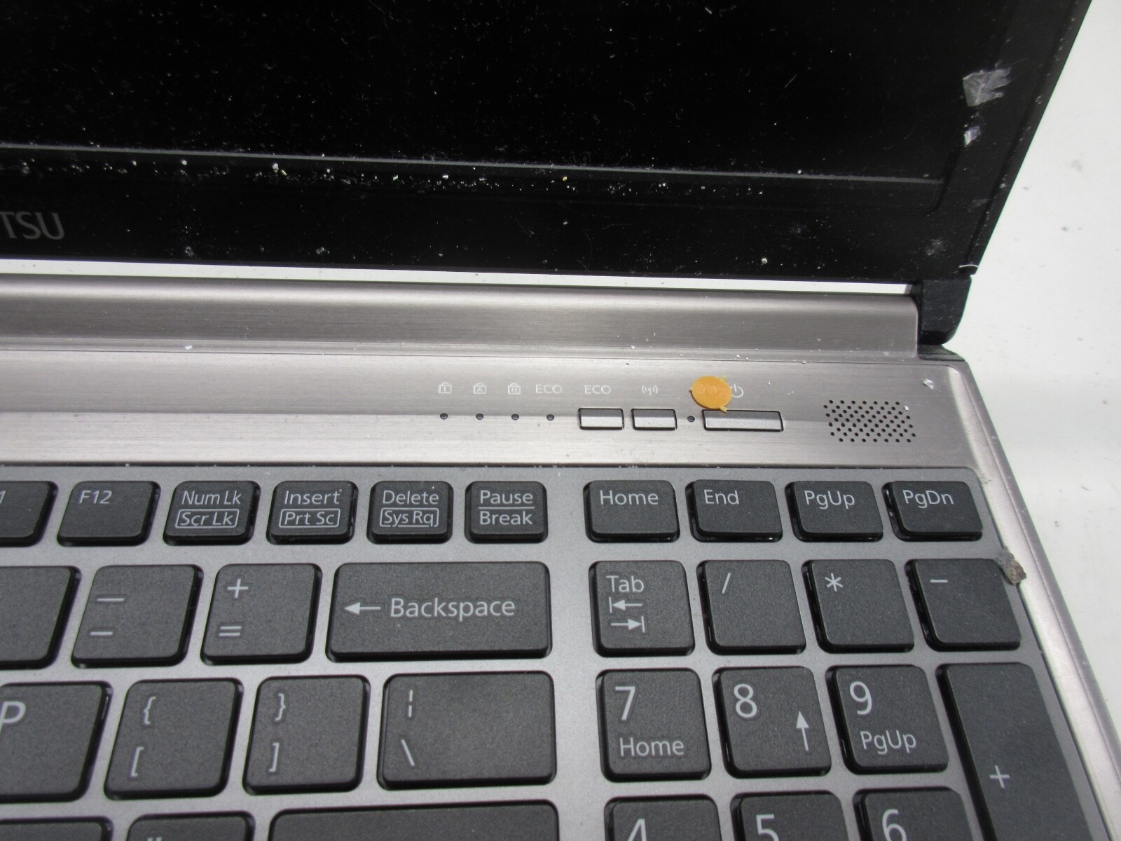 Fujitsu Lifebook E756 Intel Core i5-6300U 2.40GHz 16GB NO HDD No Batt