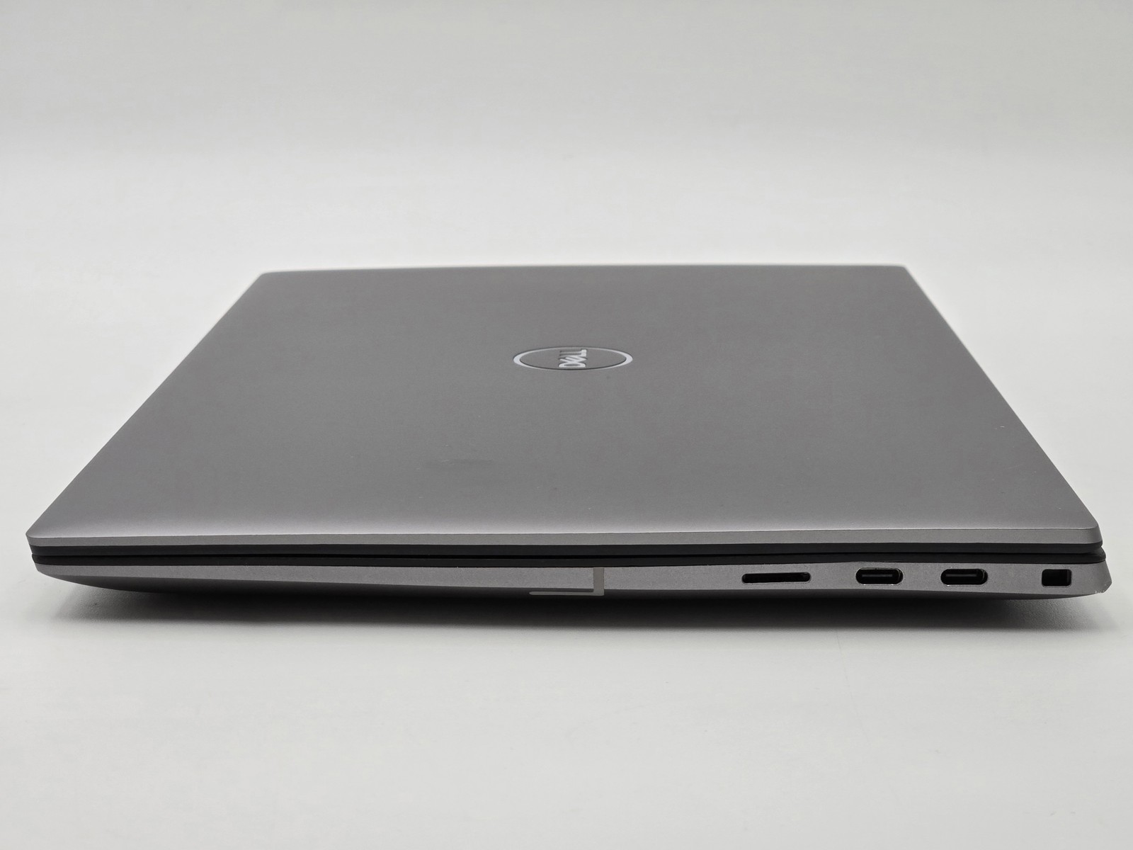 Dell Precision 5480 14″ Touch 2560 x 1600 I7-13800H 1TB SSD 32GB W11P RTX A1000