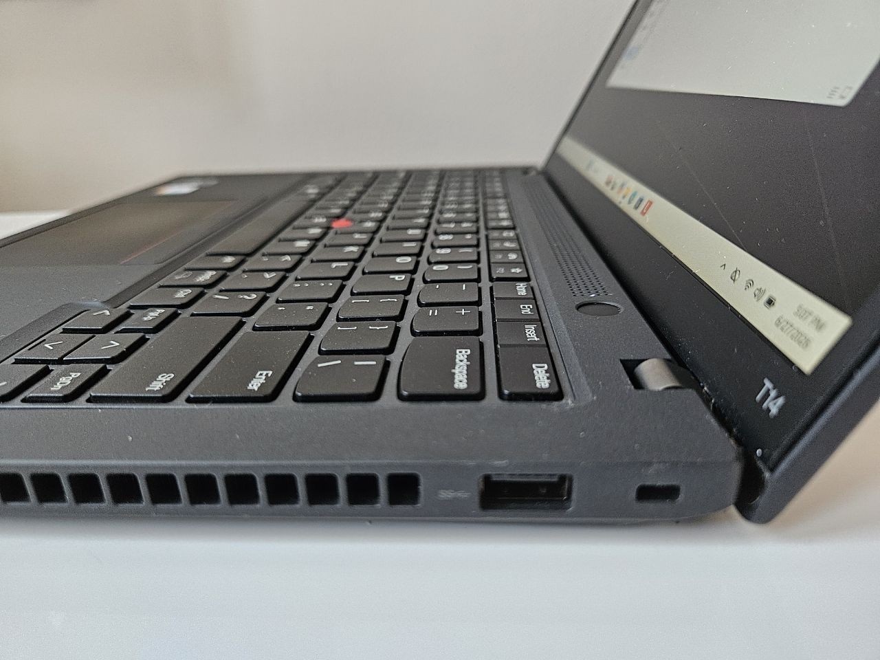 ThinkPad T14 Gen 3 14-inch i7-1265u 16Gb RAM 256Gb NVME Win 11 Pro