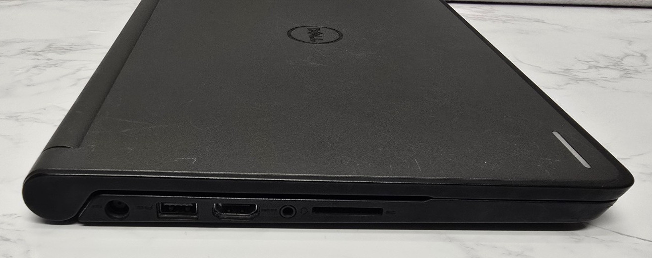 Dell Chromebook 11 P22T 11.6 inch (16GB, Intel Celeron, 2.16 GHz, 4GB) Laptop