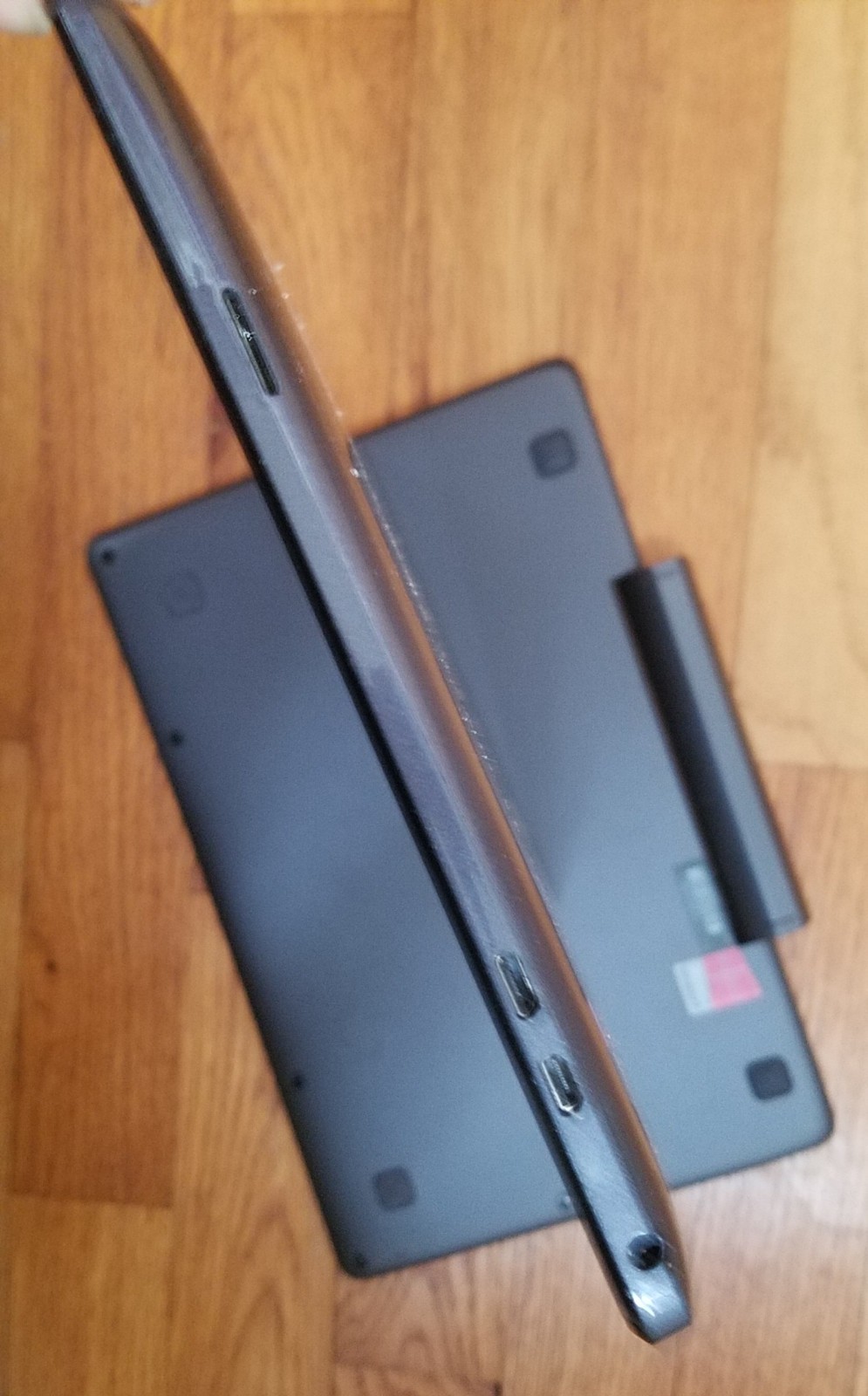 ~ CHINESE ENGLISH ASUS T100TA Intel Atom Z3720 1.33GHz 2GB RAM Win8.1 w/ Adapter
