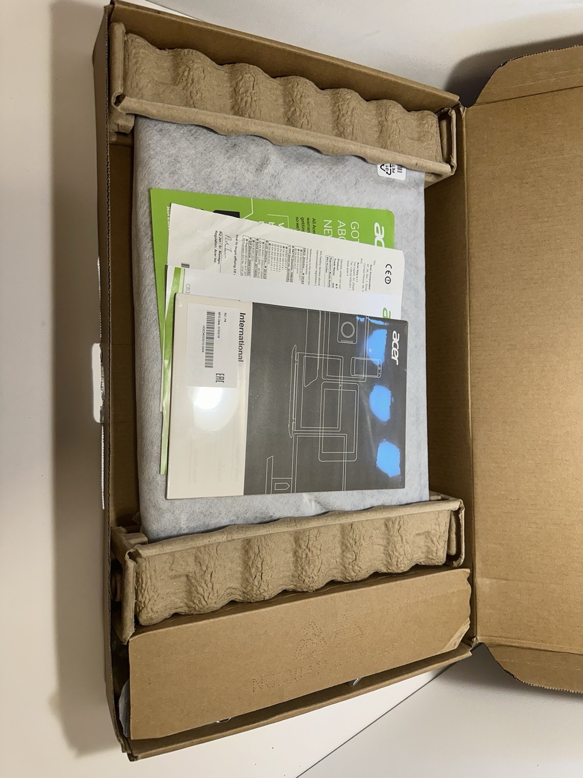 Acer Chromebook 15 CB3-532 – Excellent Condition – Works w/ Charger Only