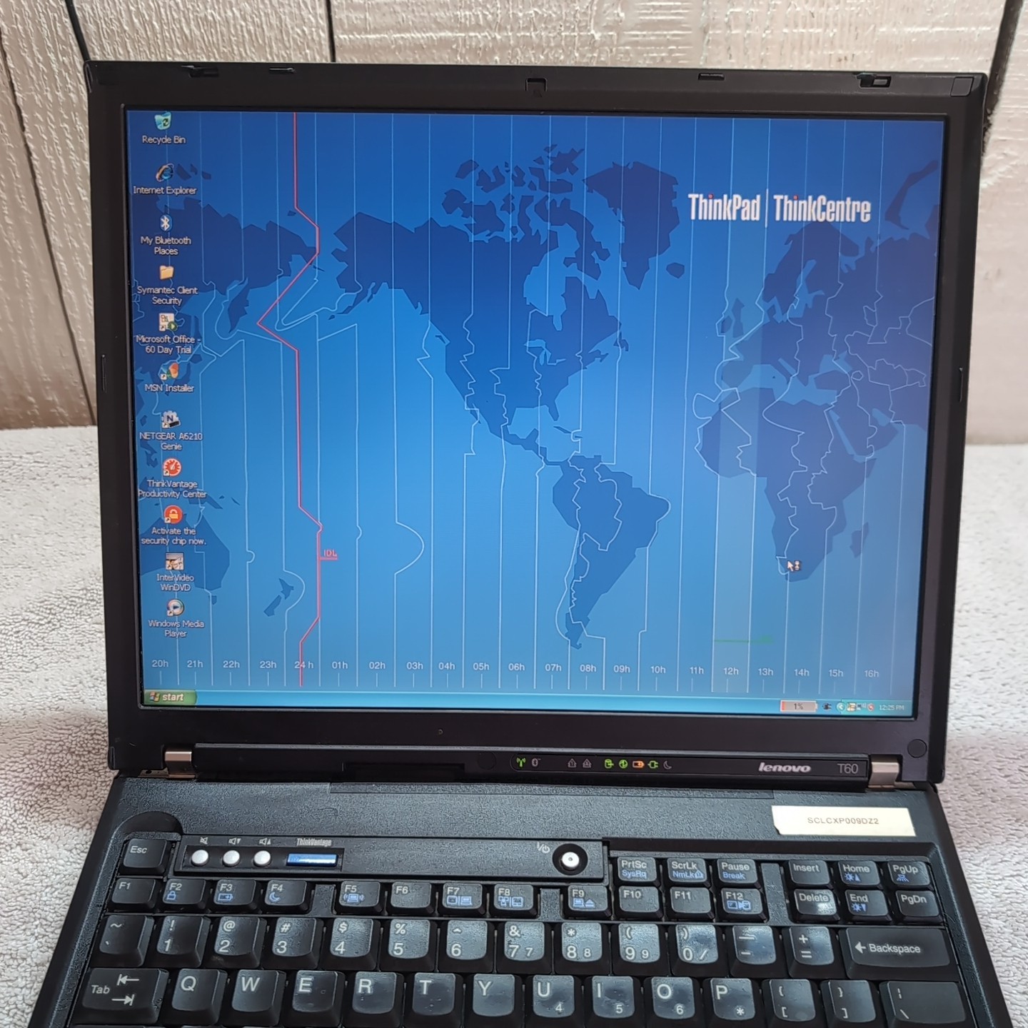 TESTED IBM Thinkpad T60 Laptop Intel 2 Ghz Centrino Duo 2GB RAM Windows XP