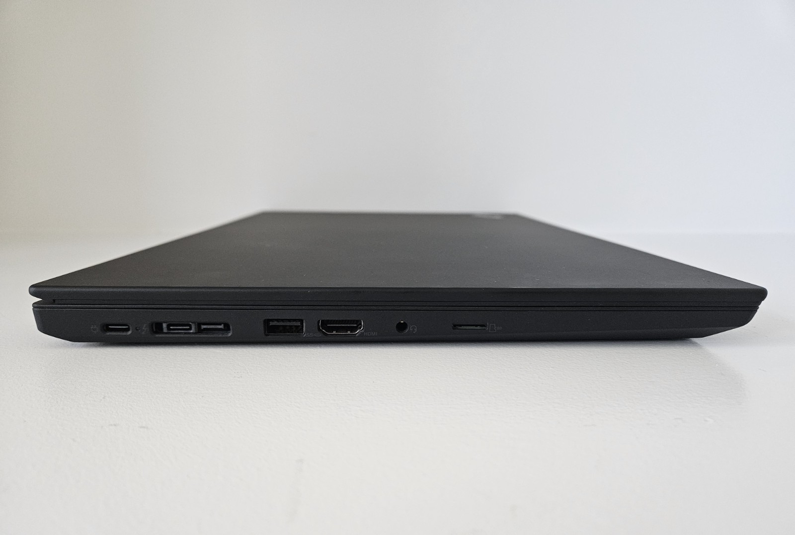 Lenovo ThinkPad T15 Core i5-10310U 1.70GHz 16GB 256GB NVMe SSD 65W AC Win 11 Pro