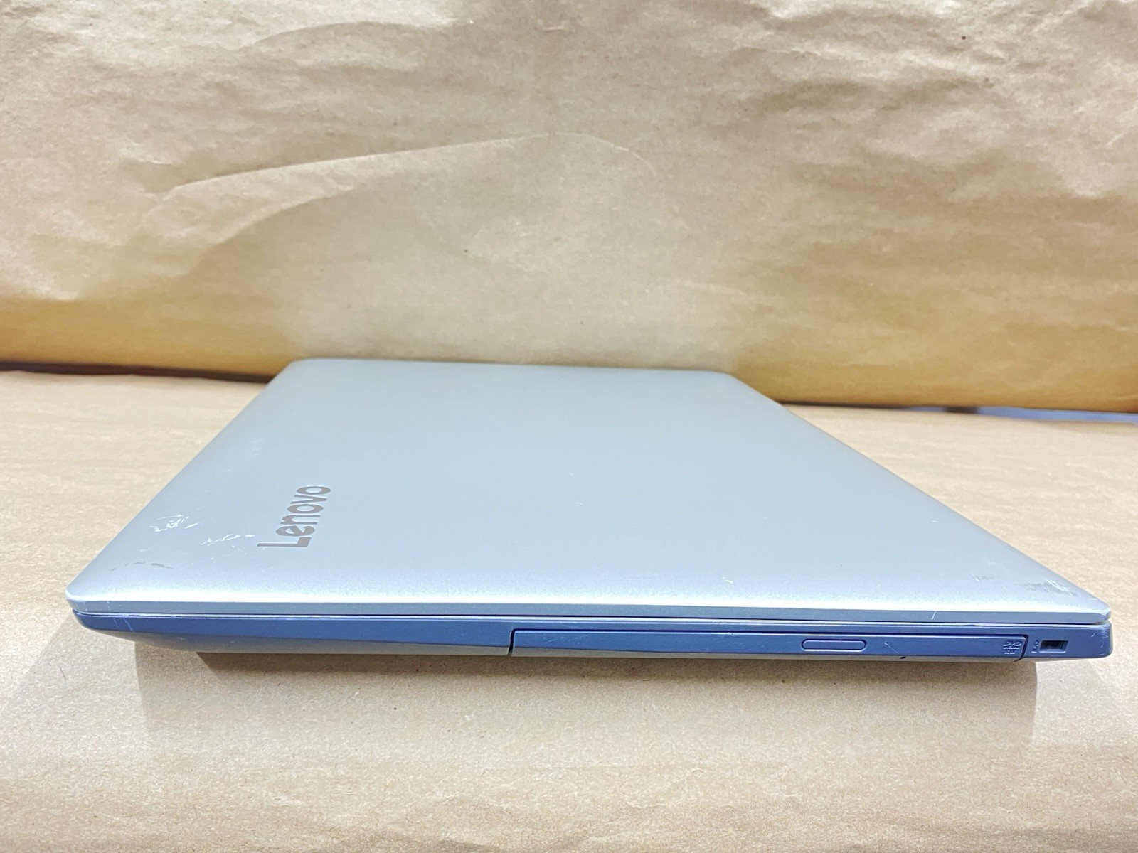Lenovo 80XS – 15.5″ 1366×768 – AMD A12-9720P – 4GB – 128GB SSD – Win 10 READ