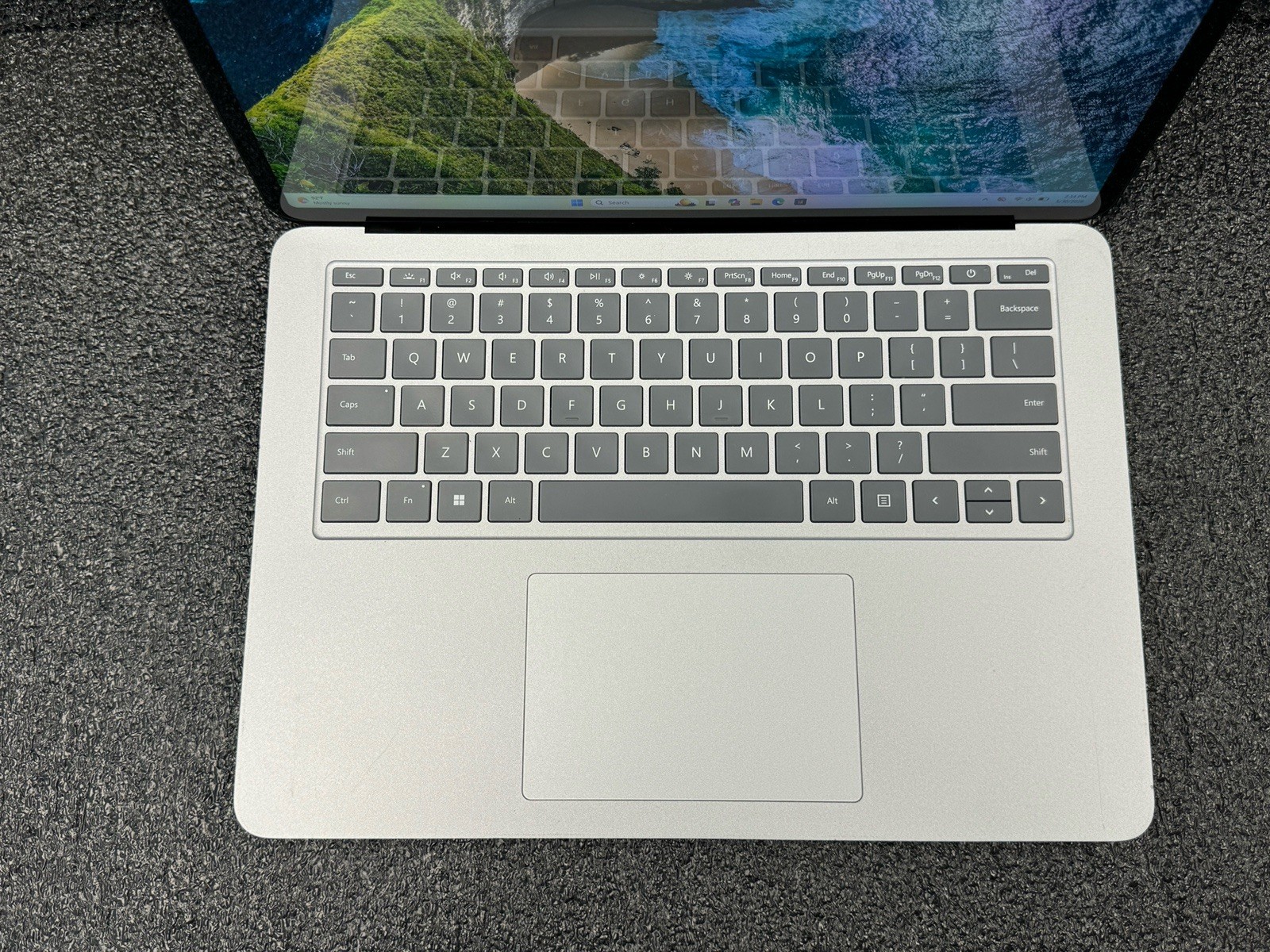 Microsoft Surface Studio 1964 11th Gen i5 11300H 3.1GHz 16GB/ 256GB/WIN11 ✅