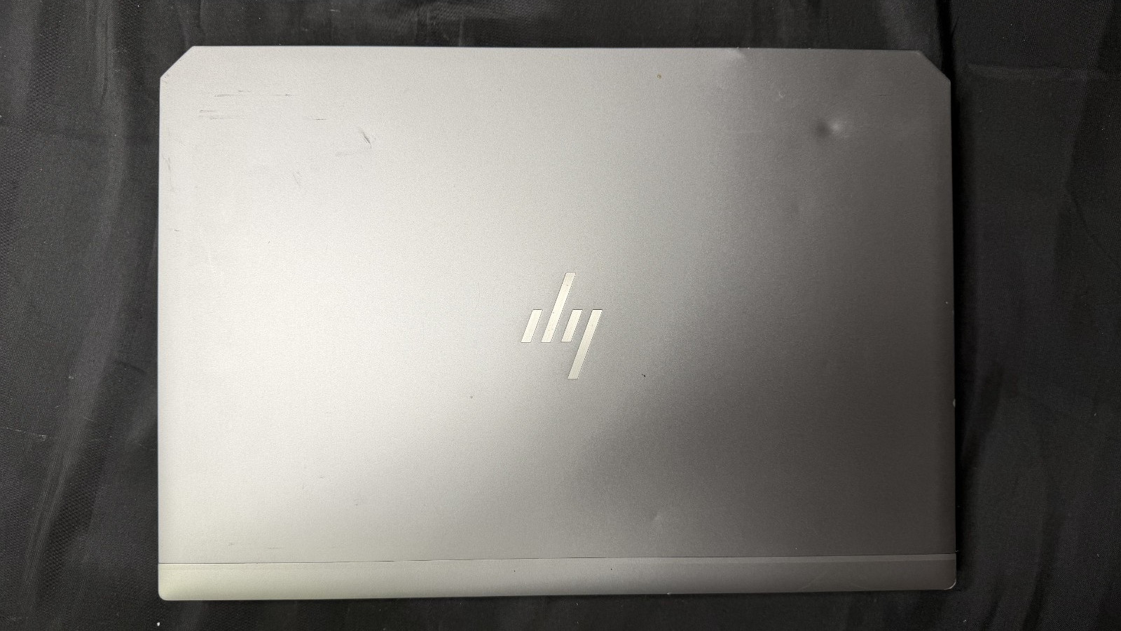 HP ZBook 17 G6 i7-9850H 256GB SSD + 240GB SSD, 32GB RAM W10 NVIDIA RTX 4000