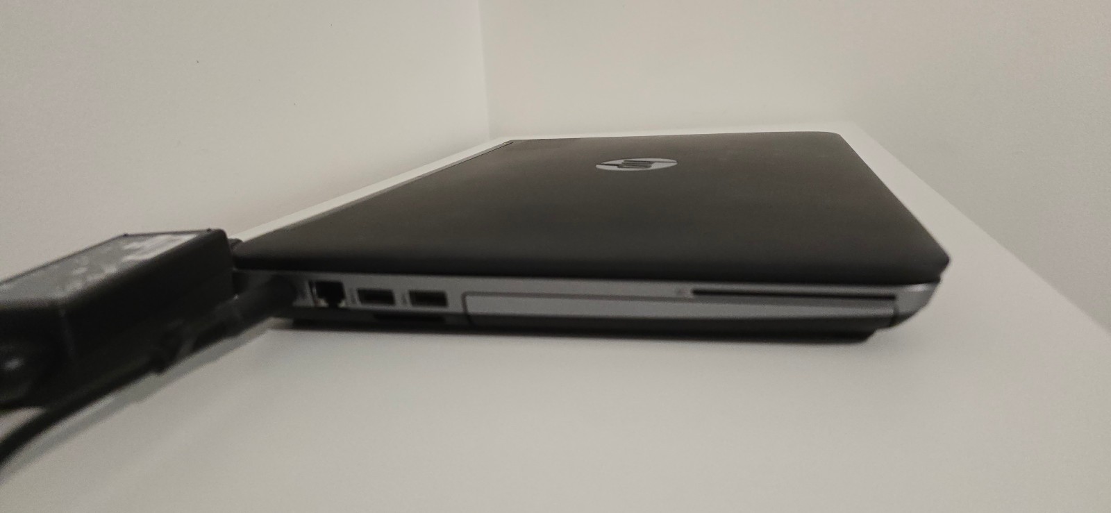 HP ProBook 640 G1 Intel Core i5-4300M 2.60GHz 8GB RAM 256GB SSD Win 10 Pro