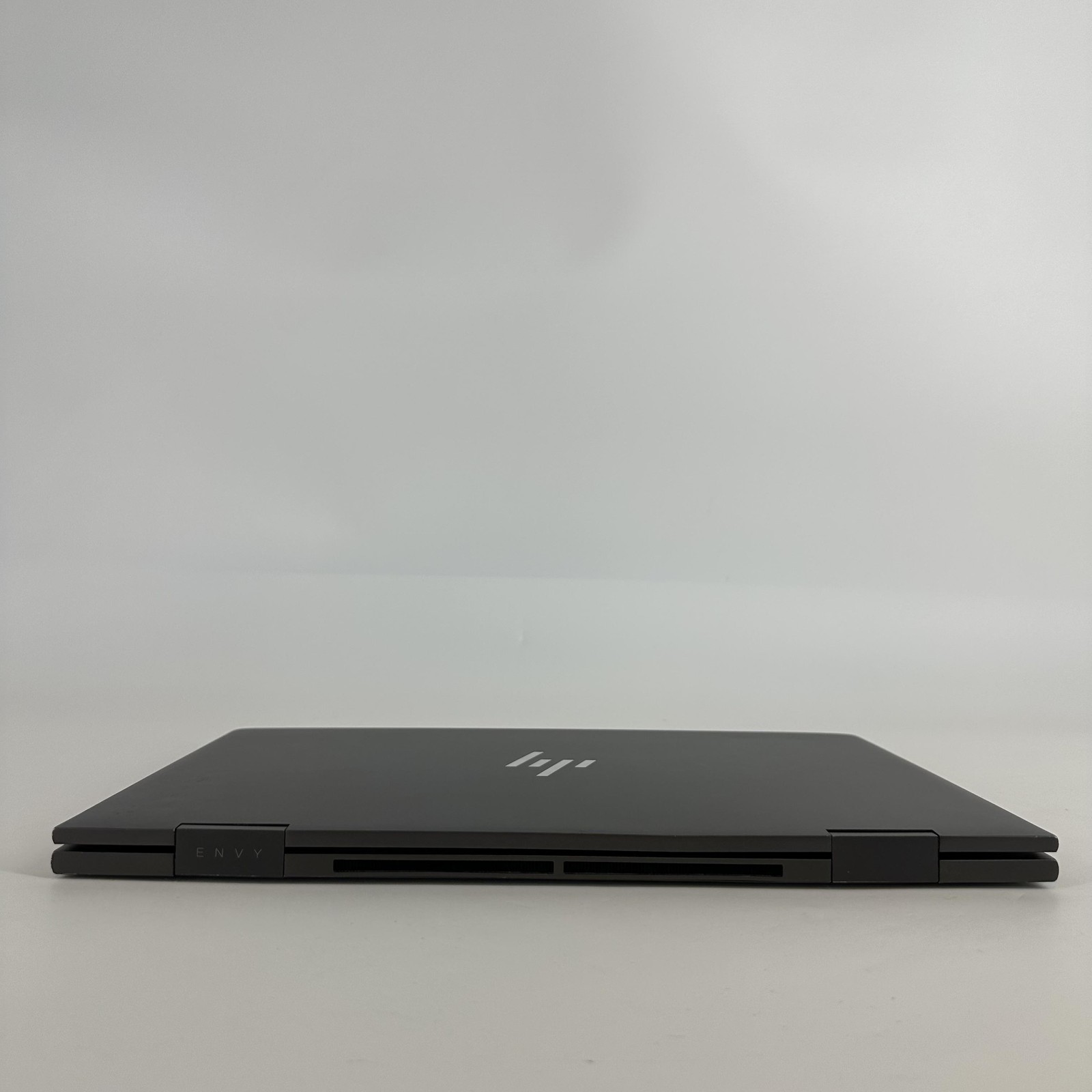 HP Envy x360 15.6 Gray FHD TOUCH 2.1 GHz Ryzen 5 5500U 8GB 256GB SSD Good