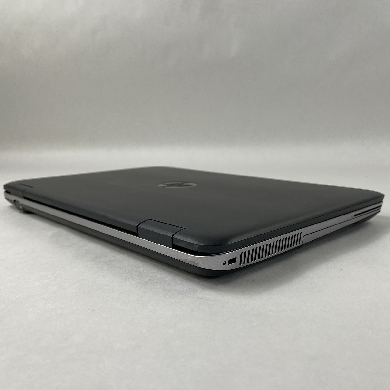 HP ProBook 640 G3 14″ i5-7200U 2.50 GHz 8 GB RAM No SSD/OS/AC