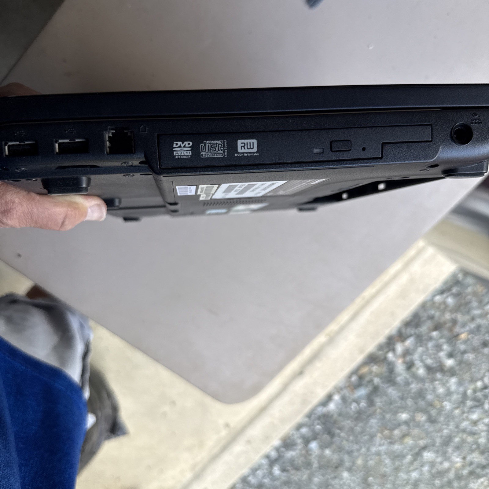 Toshiba Satellite A215-S4747 AMD Turion 64 X2 No Batt Windows Vista w/ Key As Is