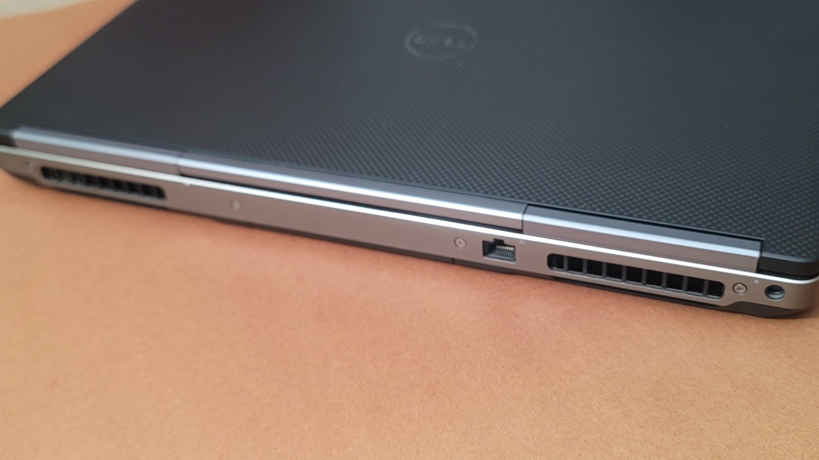 Dell Precision 7720 i7-7820HQ 2.9GHz 16GB RAM 256GB SSD 1TB HDD Win11 Pro/Offic