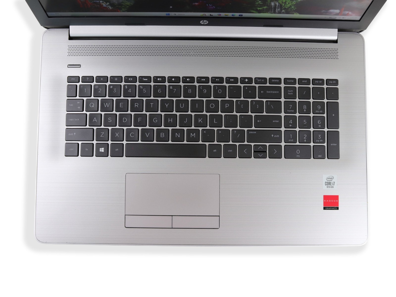 HP ENVY 17.3” 470 G7 Intel Core i7-10510U 512GB SSD, 16GB RAM, FHD, Radeon 530