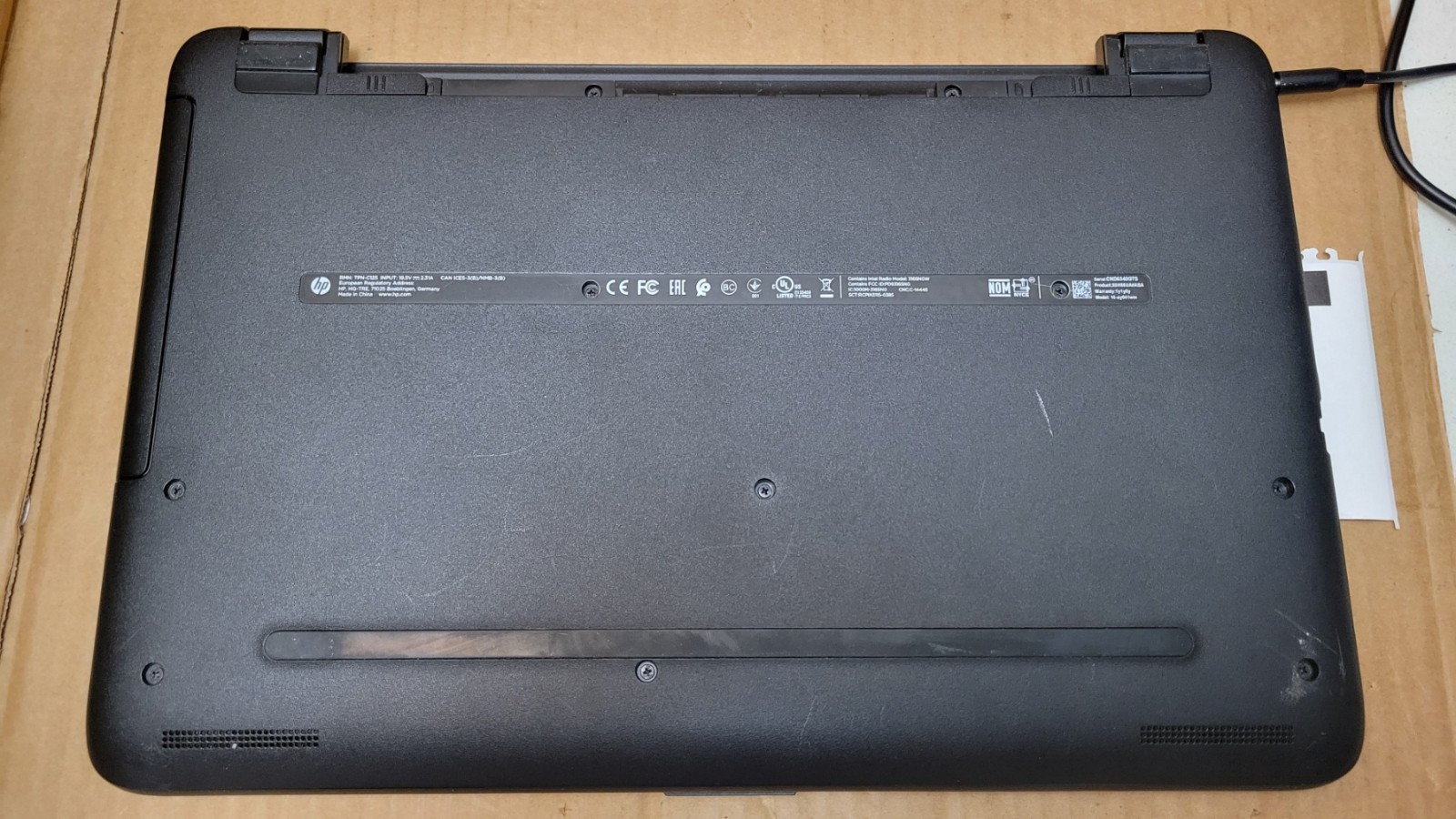 HP Pavilion 15-AY041WM 15.6″ | i3 6100U 2.3GHz | 8GB RAM | 1TB HDD | Win 10