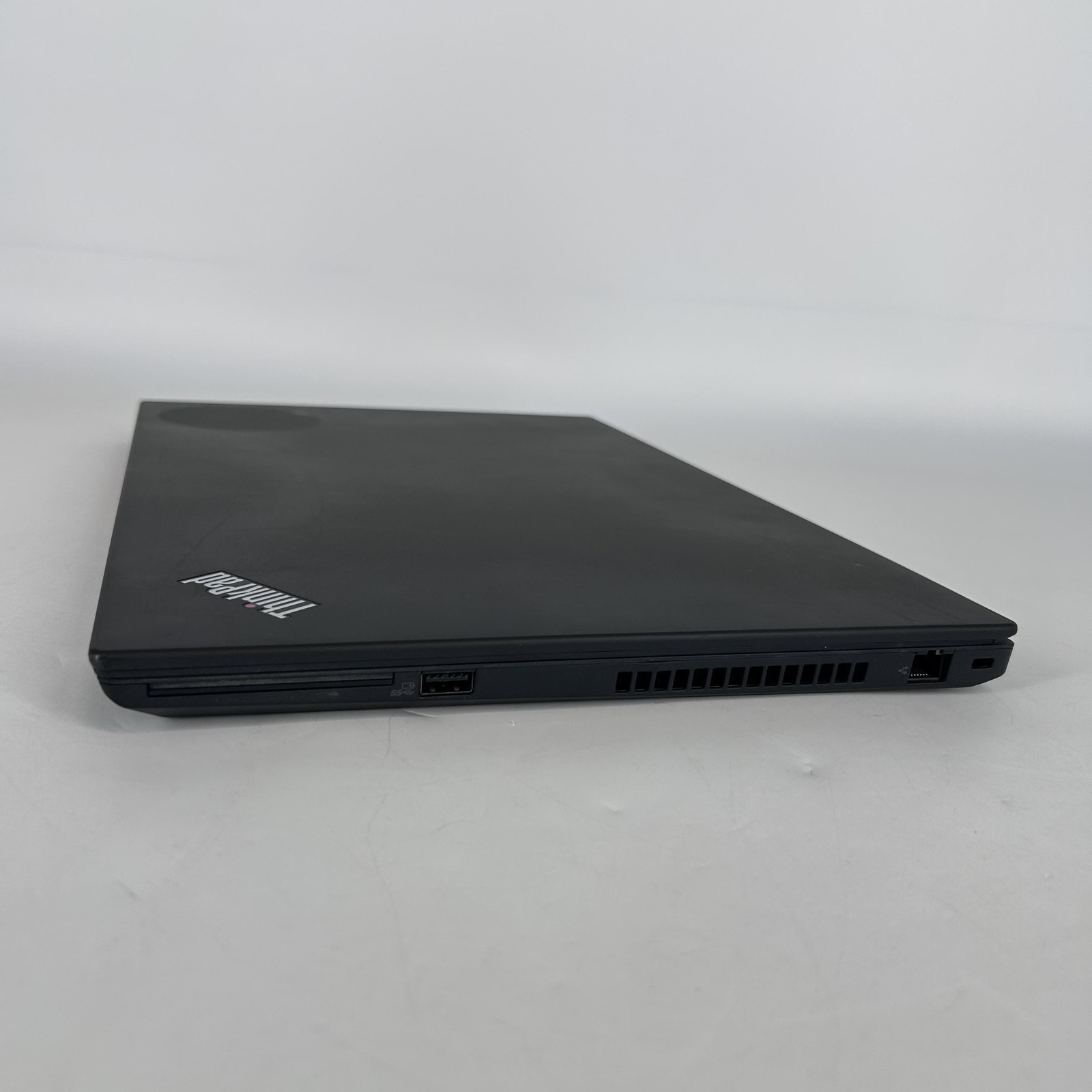 Lenovo ThinkPad T15 Gen 2 Black FHD 2.4 GHz i5-1135G7 16GB 512GB SSD LCD BLEED