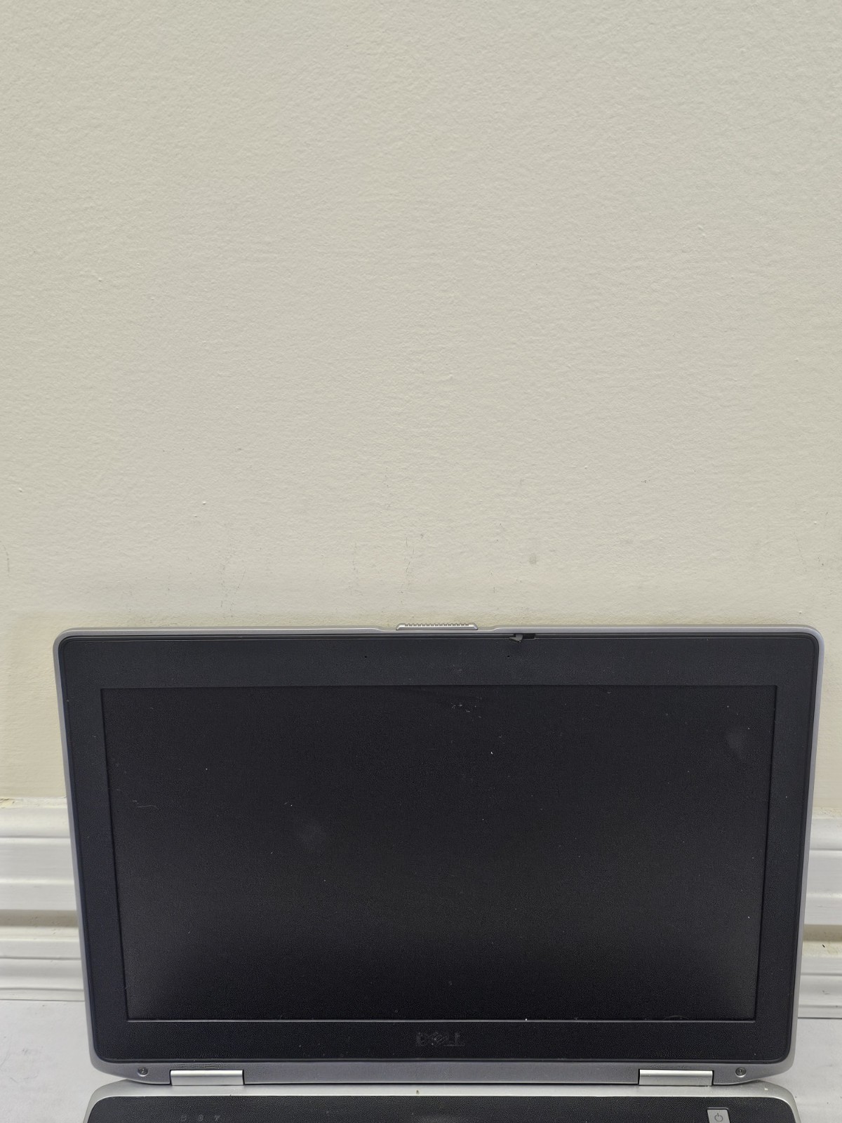 Dell Latitude E6420 Laptop – i5-2520m – 4GB RAM – 320GB HDD – BAD BATT – Win 10