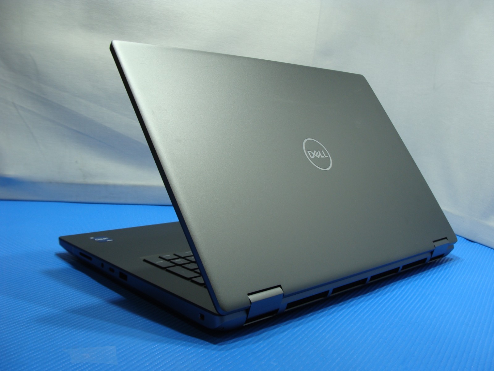 Dell Precision 7780 17.3″FHD i9-13950HX 2.2 GHz 64GB 1TB RTX 4000 ADA WRTY 2029