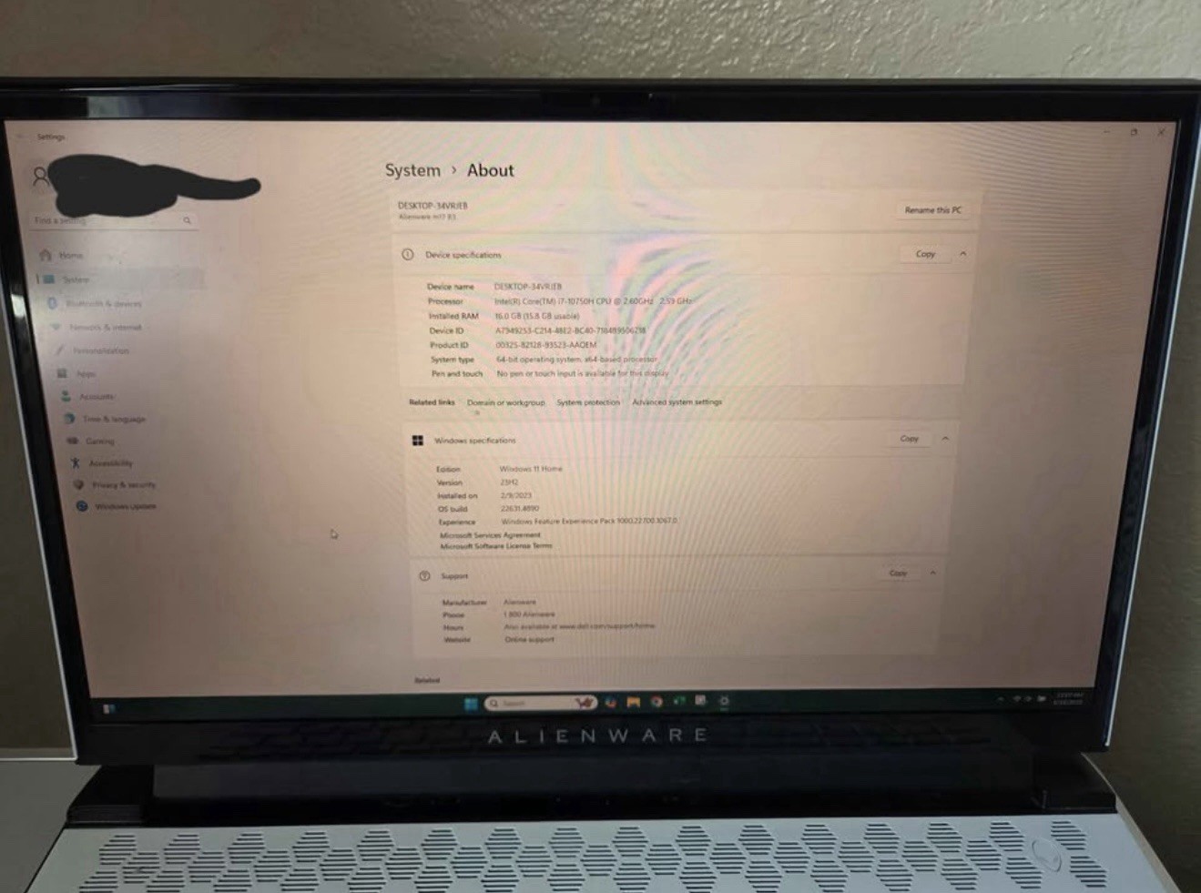 Alienware m17 R3 Intel Core i7-10750H 2.6GHz RTX 2070 16GB RAM 512GB SSD 17.3″