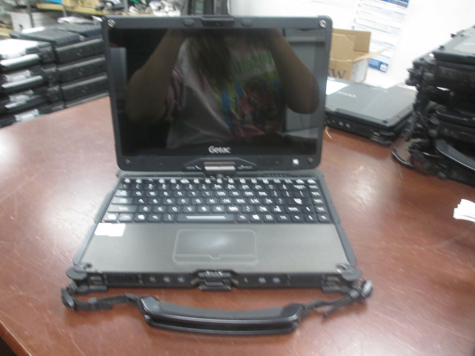 Getac V110 G2 i5 5200U 2.20GHZ 4GB Web-Cam Laptop [NO HDD/CADDY/OS/AC/Pen]