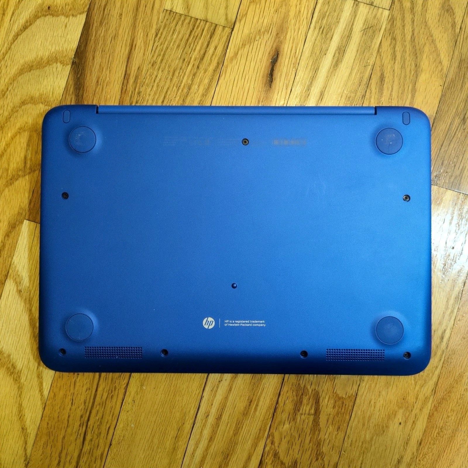 HP Stream 11-d010wm 11.6″ Laptop Intel Celeron-N2840 2GB RAM 2.16GHz 21.3GB HD