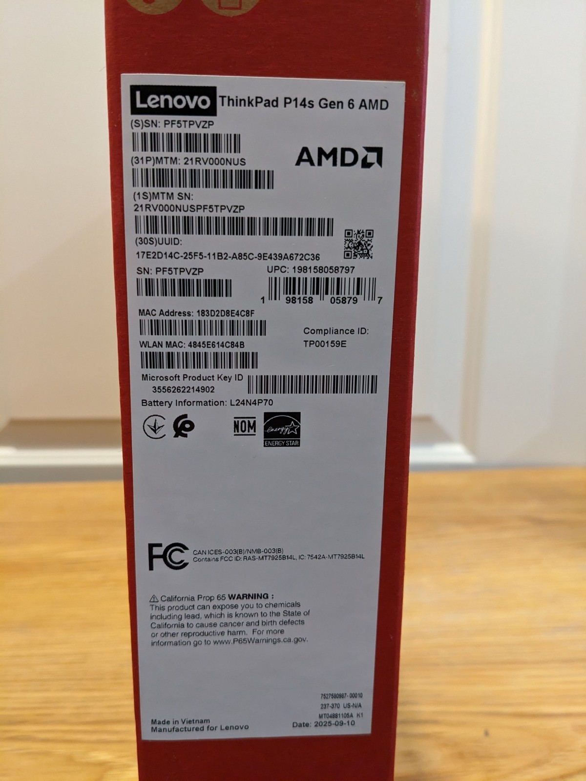 Lenovo ThinkPad P14s Ryzen AI 9 HX PRO 370 64GB DDR5 1TB 14″ 1920×1200 500nits