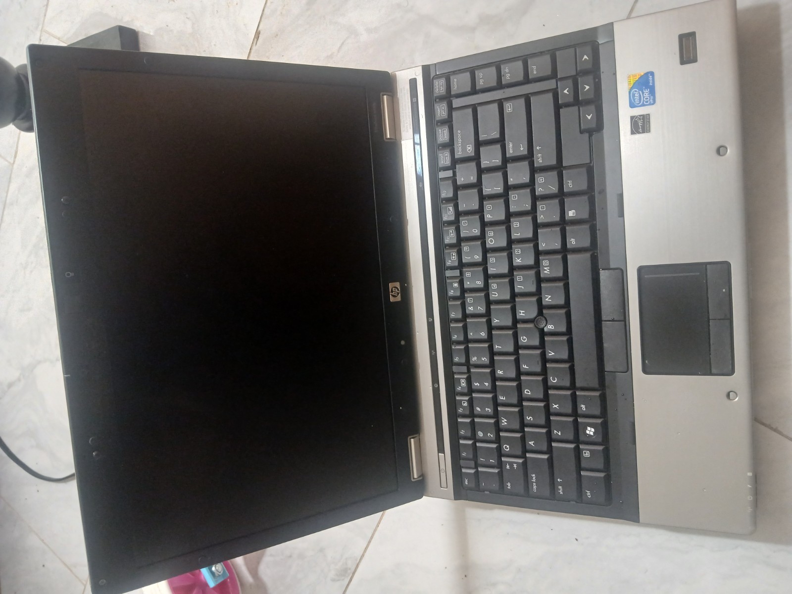 HP EliteBook 6930p Notebook 14″ Intel Core 2 Duo Silver Windows Built-in Webcam